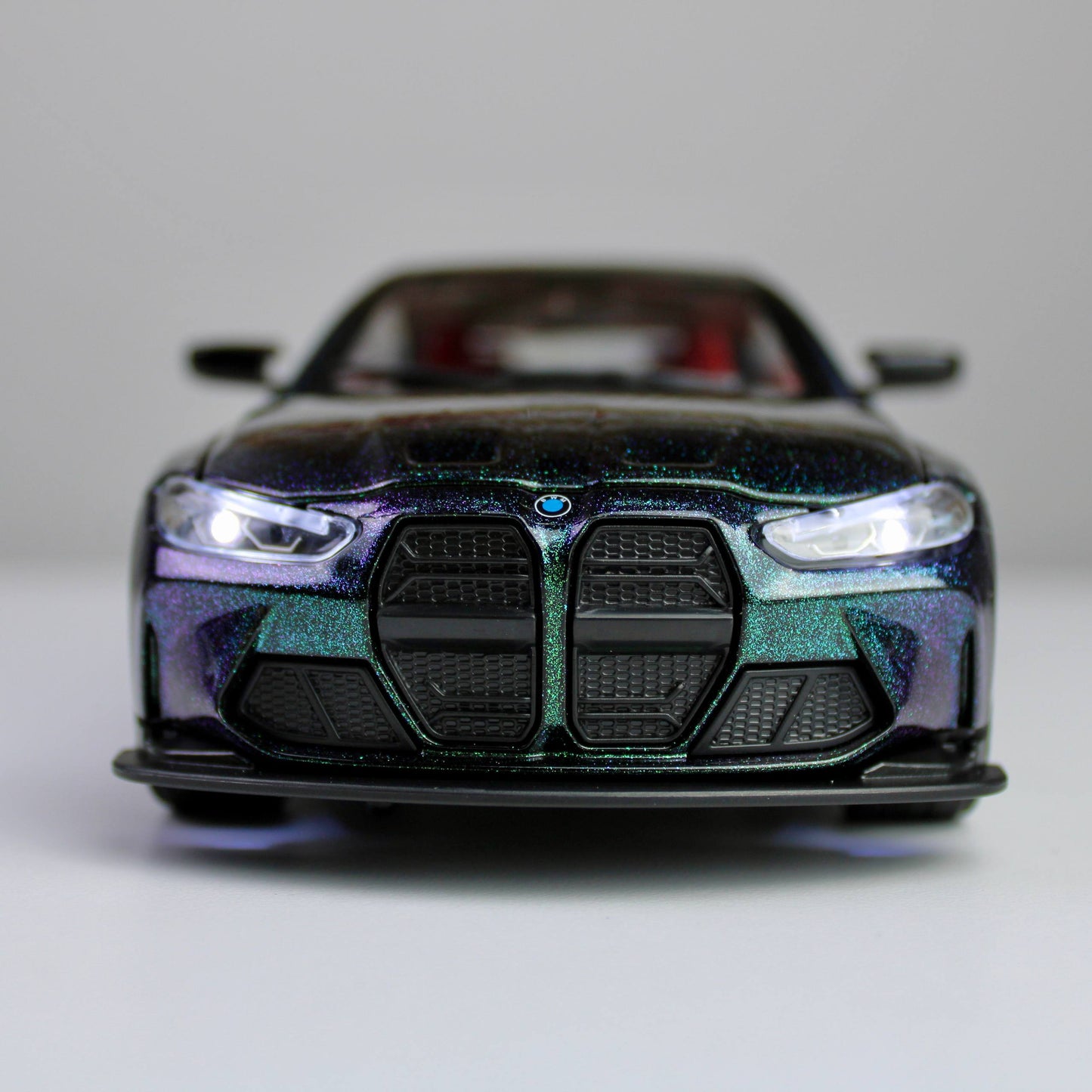 BMW M4 CSL – 1:24 Die-Cast Sports Car Model with Light & Sound