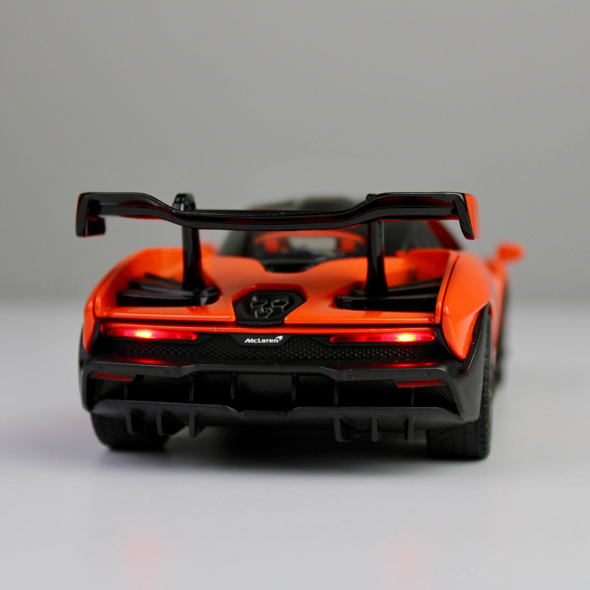 McLaren 1:24 Scale Die-Cast Car