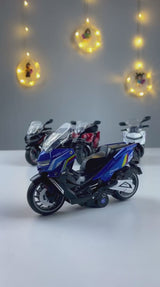 Metal Scooter Model – 1:14 Scale