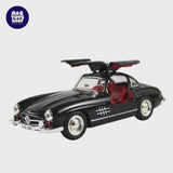 Mercedes-Benz 300SL 1:24 Die-Cast Model