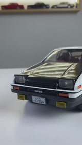 Toyota Sprinter Trueno AE86 1:24 Die-Cast Model Car