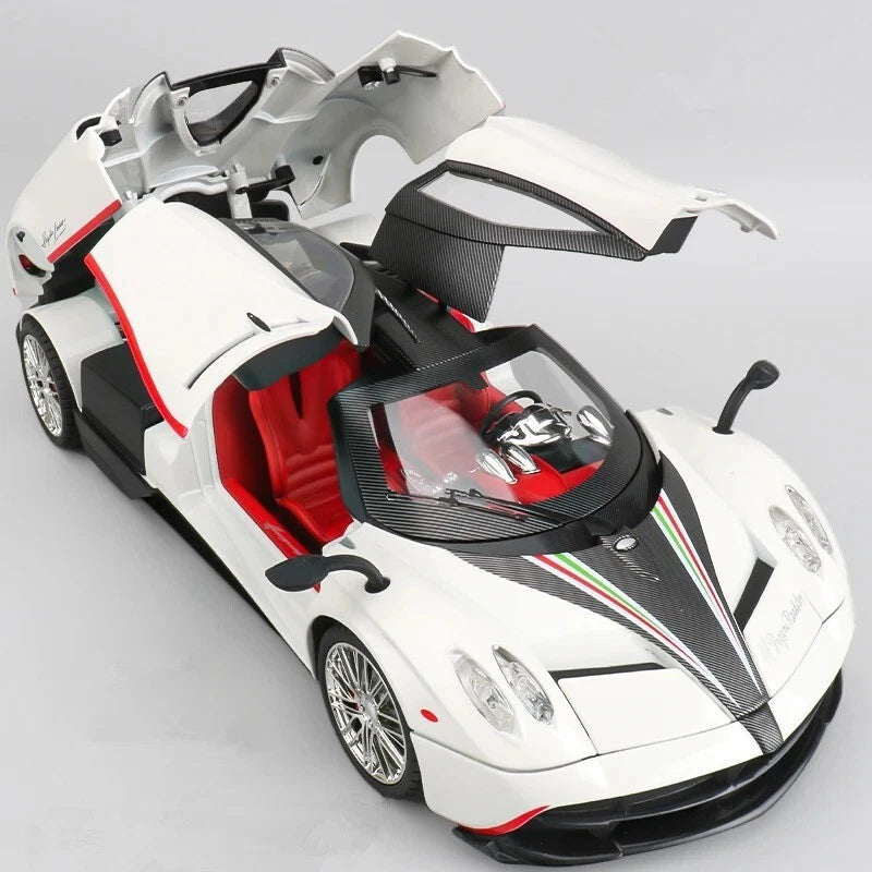 Pagani Huayra Diecast Model – 1:18 Scale (Magnificent Reach)