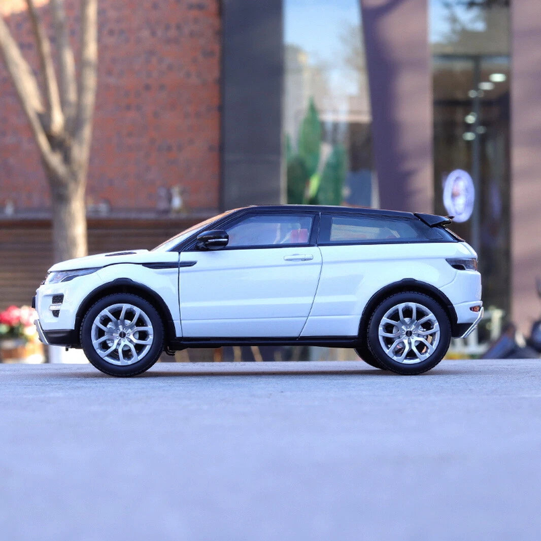 GT Autos Range Rover Evoque 1:18 Die-Cast Model – Premium SUV Edition