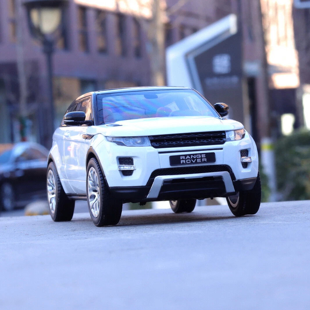 GT Autos Range Rover Evoque 1:18 Die-Cast Model – Premium SUV Edition