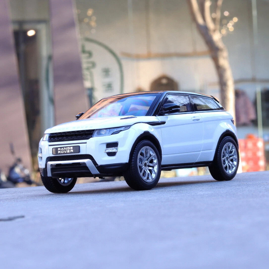 GT Autos Range Rover Evoque 1:18 Die-Cast Model – Premium SUV Edition